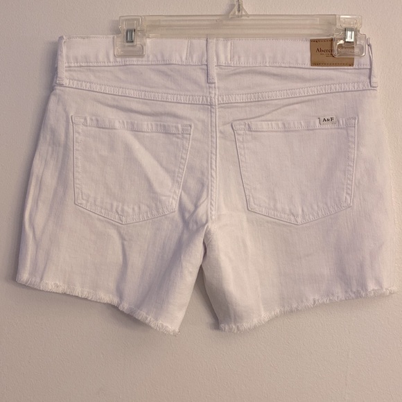Abercrombie and Fitch Kids Mid Rise MIDI Shorts White Fringe NWT 17/18 Regular - Picture 5 of 9